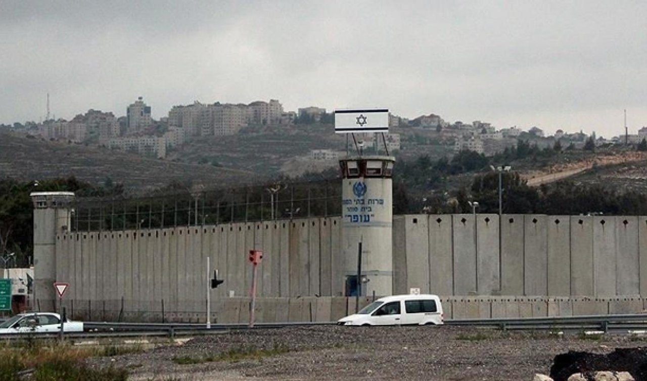  İsrail hapishanesinde baygın halde bulunan bir Filistinlinin öldüğü duyuruldu