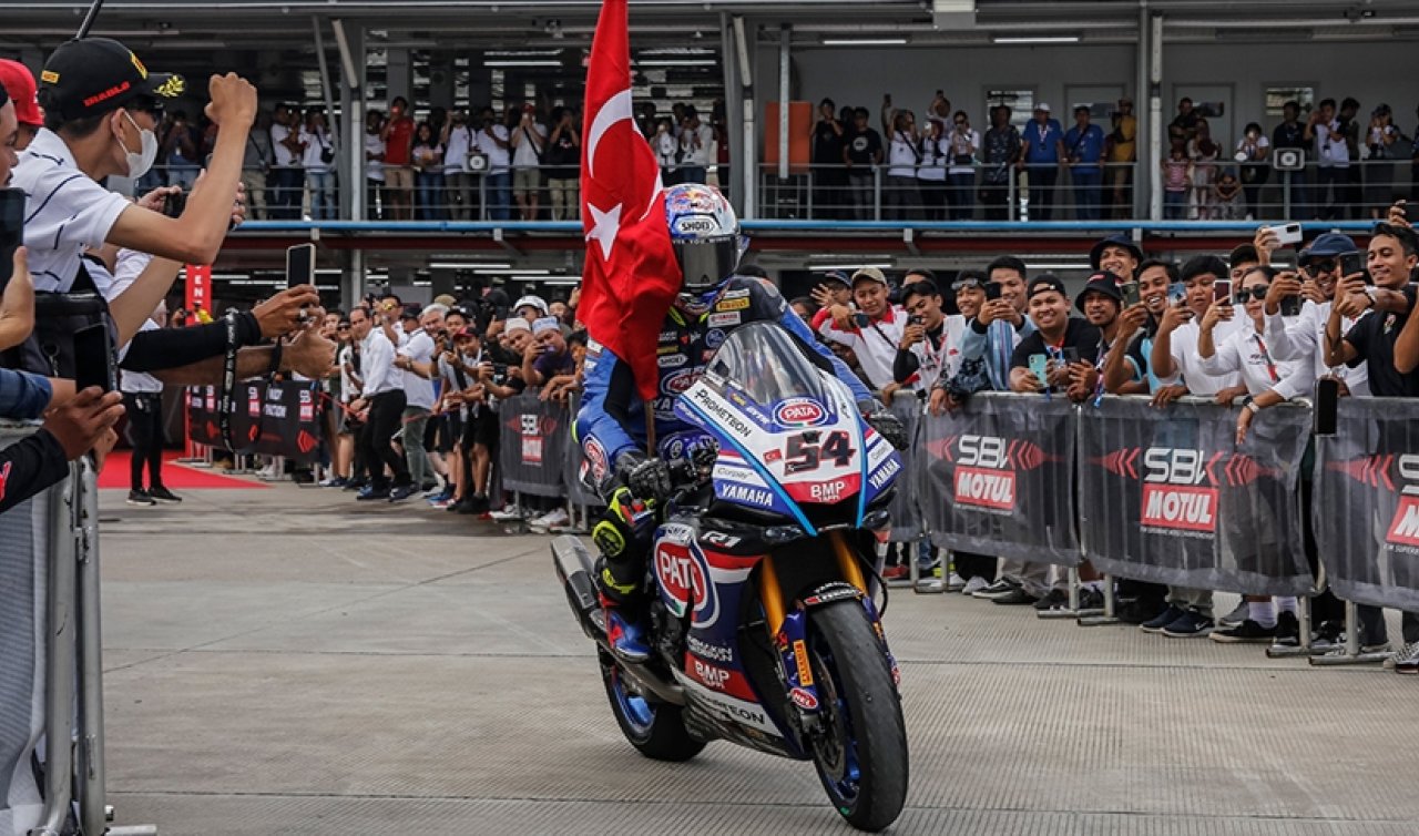  Milli motosikletçiler Hollanda’da piste çıkacak