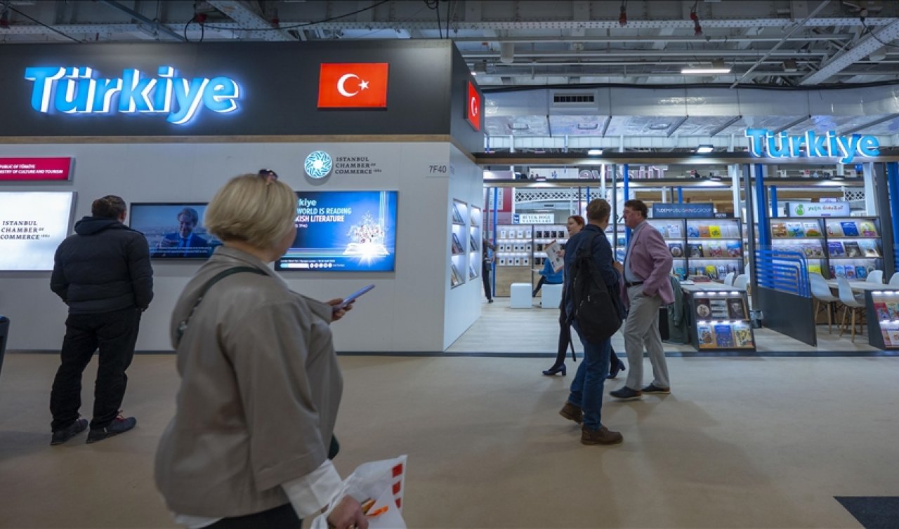  Türkiye’den 24 yayınevi Londra Kitap Fuarı’na katıldı