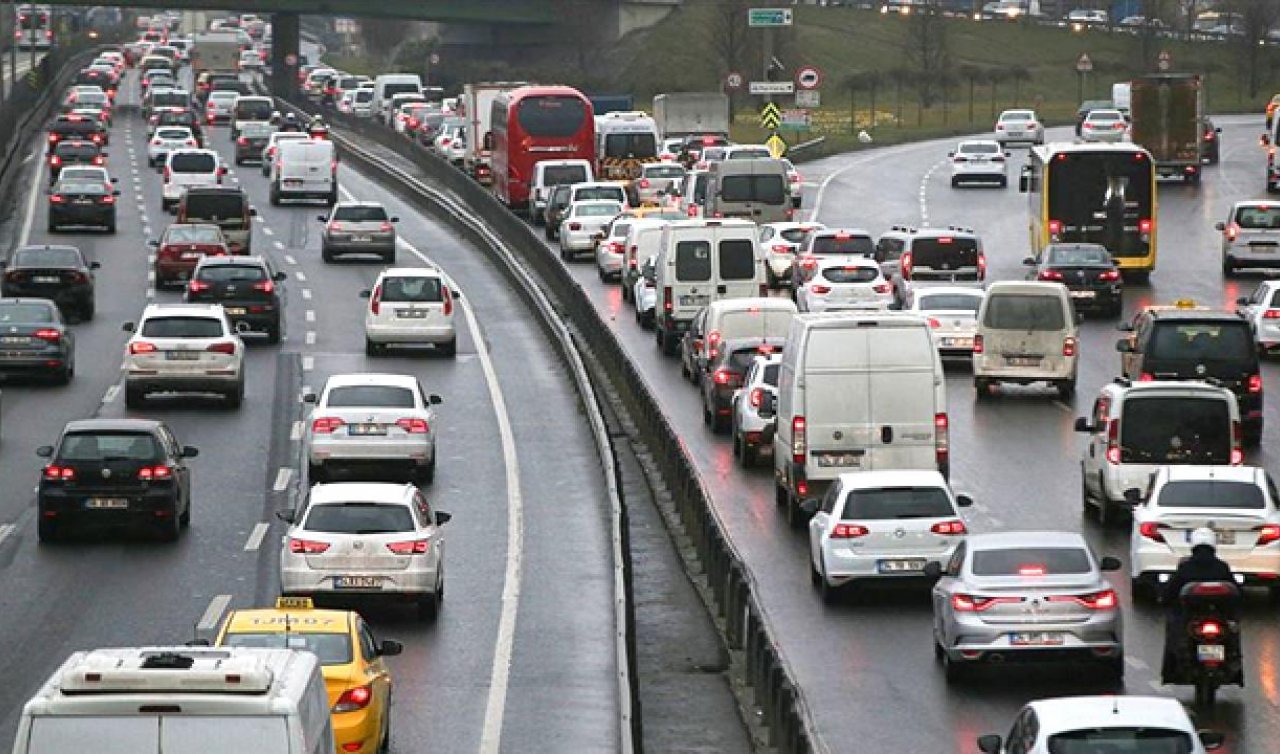  Trafiğe kayıtlı araç sayısı 26 milyon 937 bin oldu