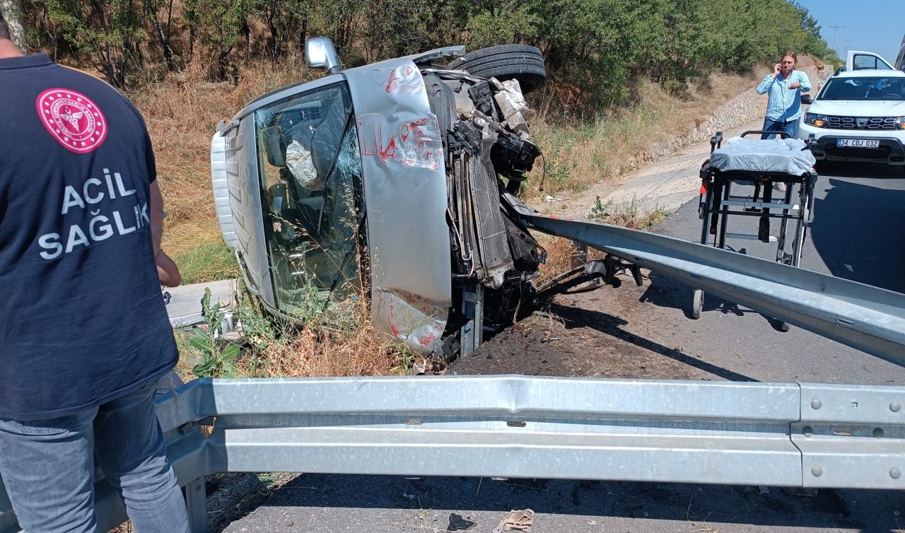  Konya’da kamyonet şarampole devrildi 6 kişi yaralandı