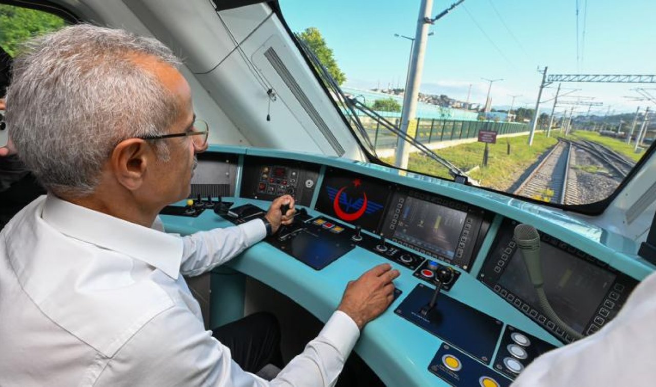  İlk Elektrikli Milli Hızlı Tren yolcu taşımaya başlayacak 