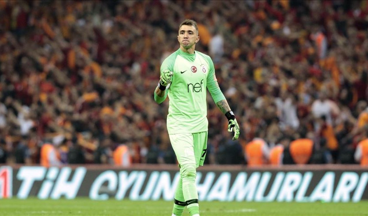  Muslera’ya flaş talip!