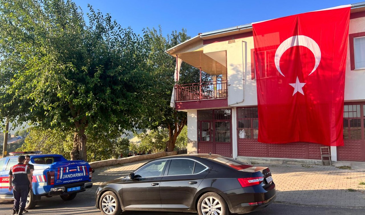  Konya-Afyon yolunda emniyet tedbiri alıyordu!  Jandarma astsubay şehit düştü!