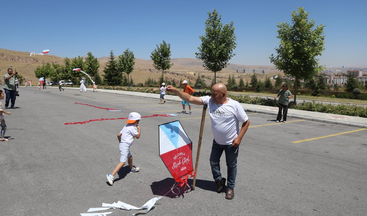  Konya’da engelliler için “uçurtma şenliği’’