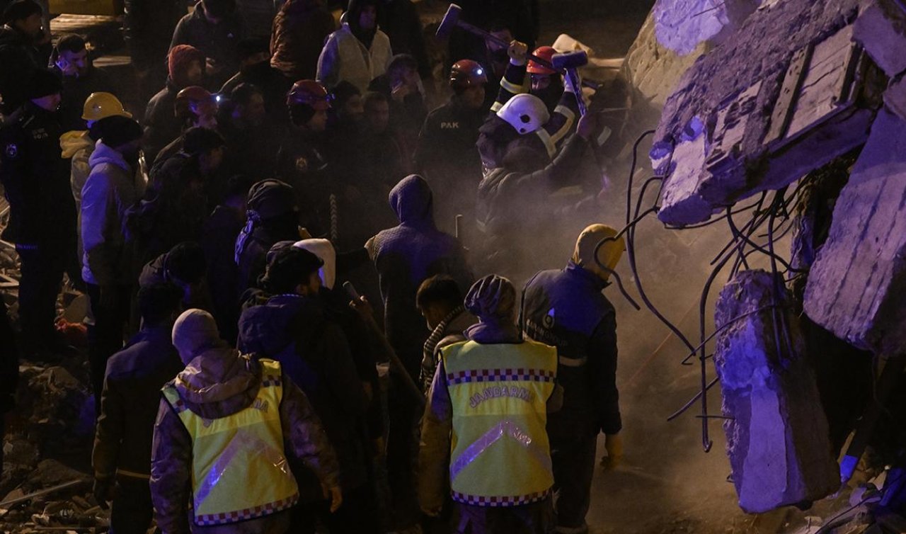  38 kişiye mezar olan bina projesiz, ruhsatsız ve denetimsiz inşa edilmiş