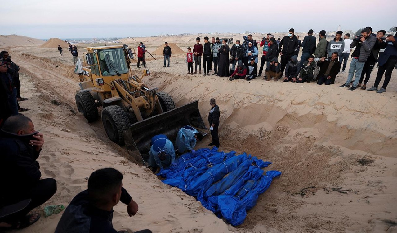  Gazze’deki Sağlık Bakanlığı: Saldırılarda öldürülenlerin sayısı 21 bin 672’ye yükseldi