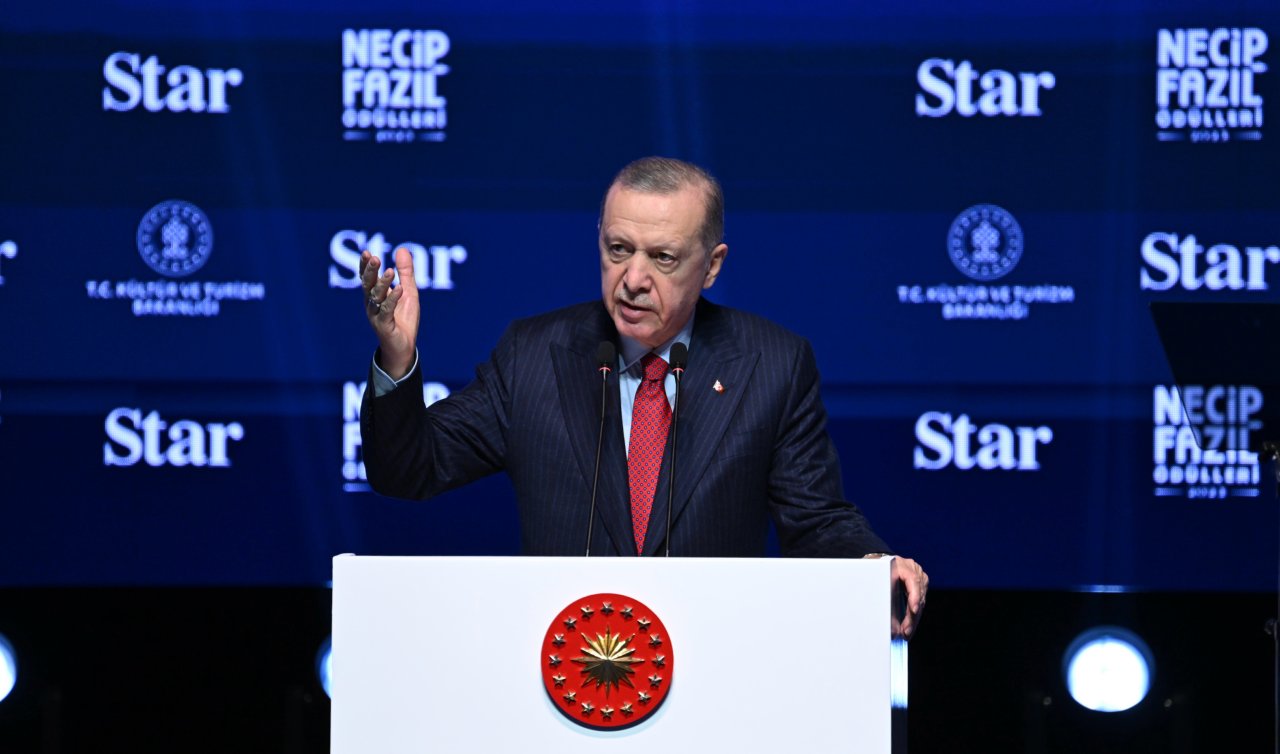  Cumhurbaşkanı Erdoğan: “Sporun günlük siyasi rekabetin mezesi haline getirilmesi yanlıştır“