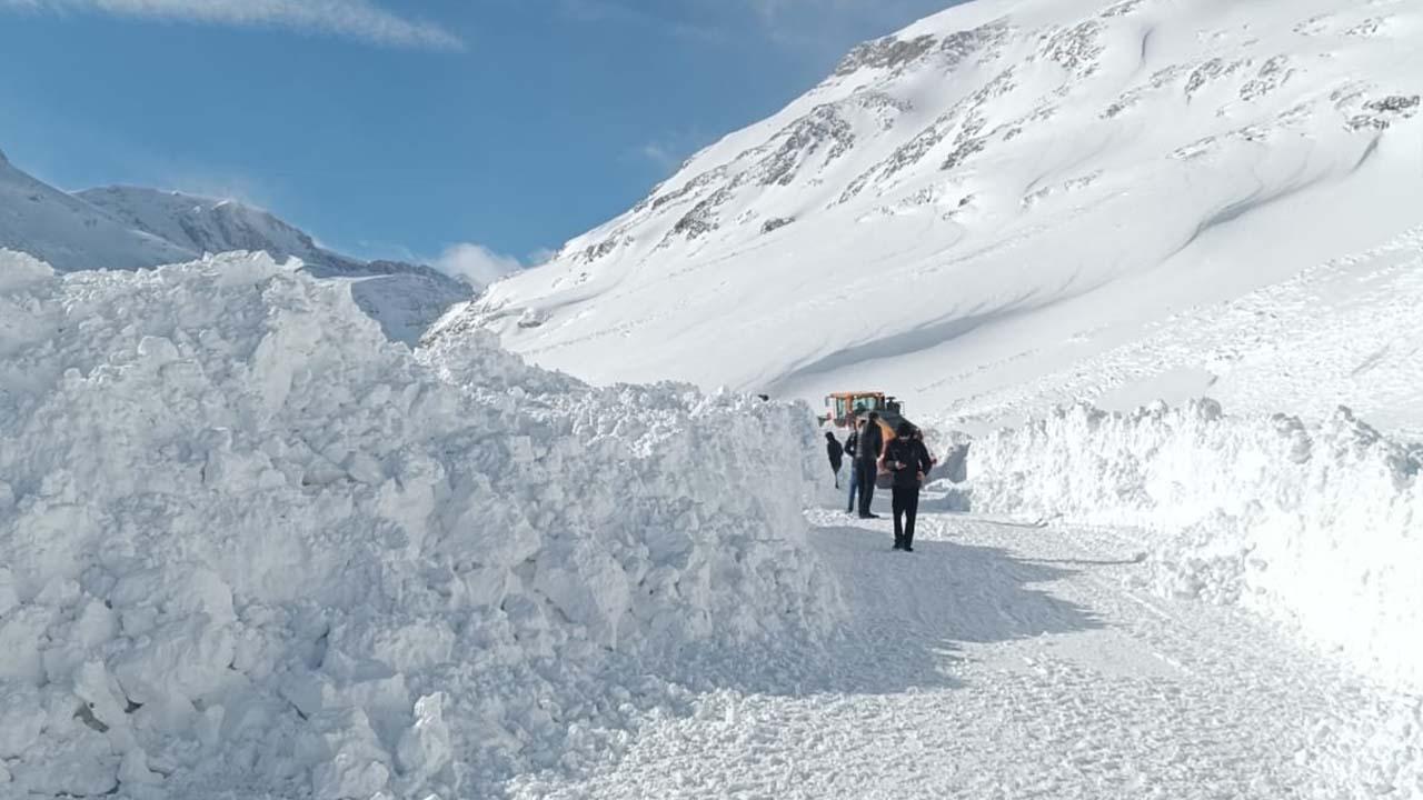 Van Karabet Tepesi Kar yağışı