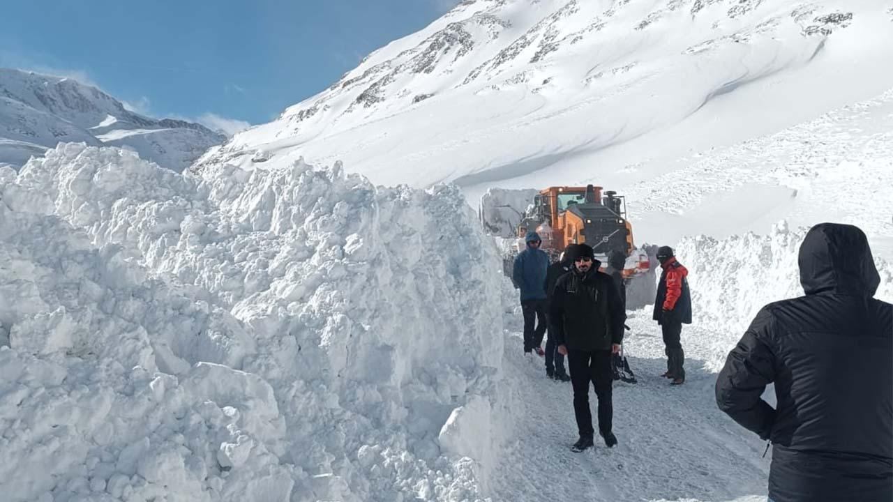 Van Karabet Tepesi Kar yağışı