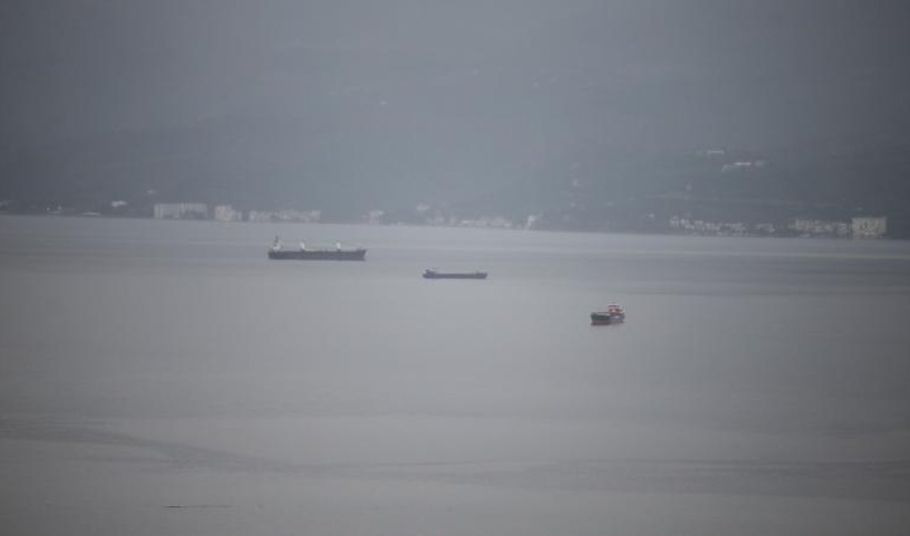  Marmara Denizi’nde kuru yük gemisi battı: Mürettebatı kurtarma çalışması sürüyor