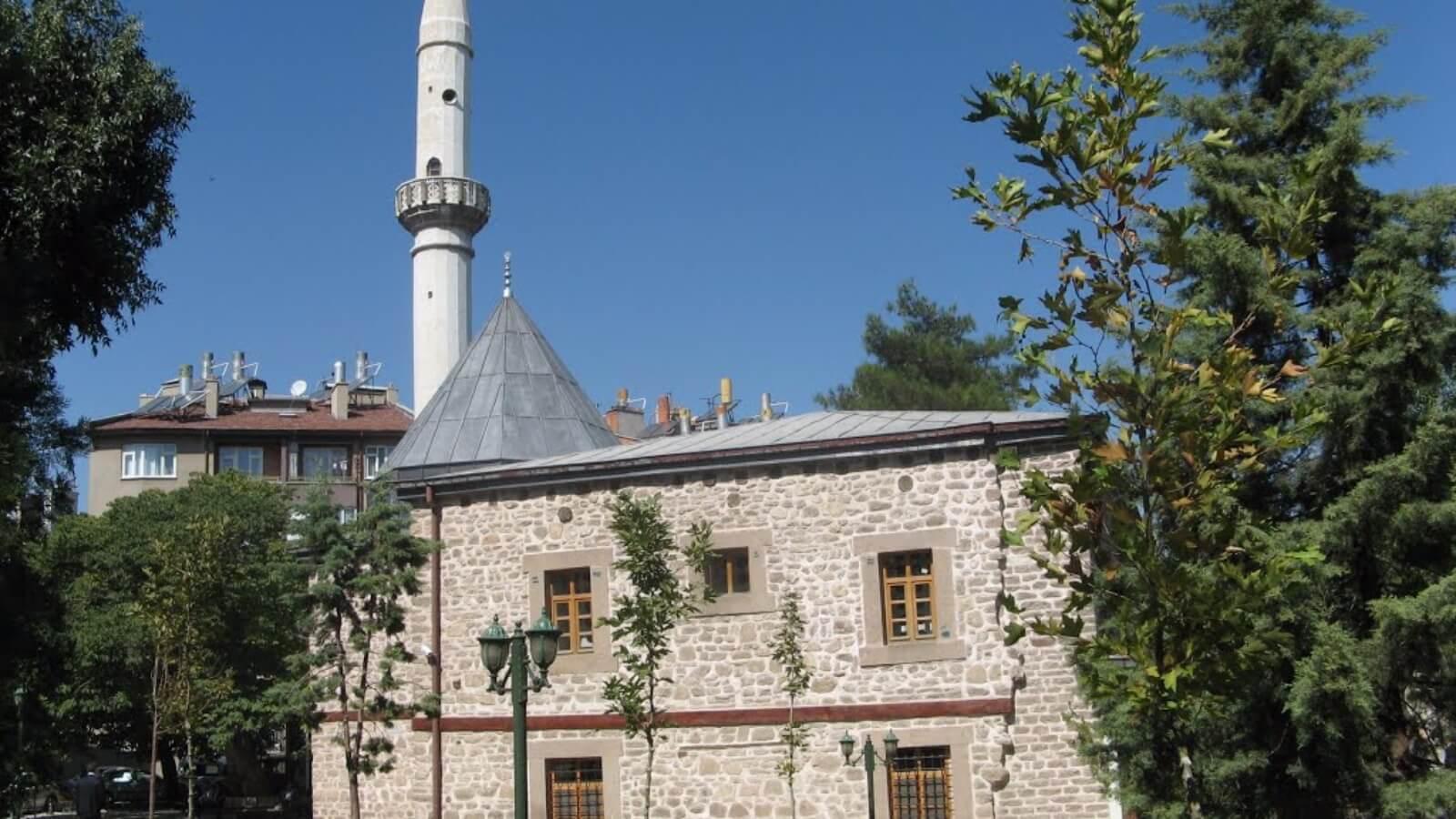 Şems-i Tebrizi Cami ve Türbesi