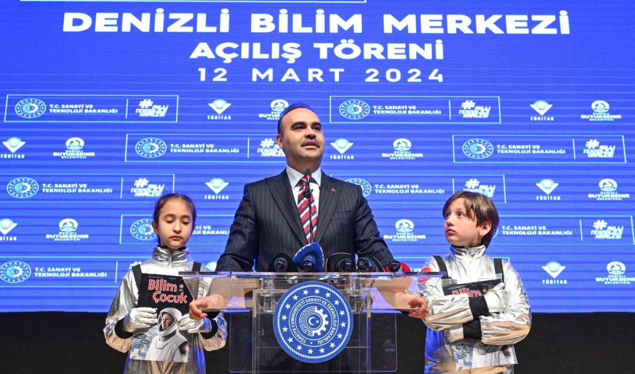  Bakan Kacır: Ziyarete açık olan bilim merkezlerini yaklaşık 11 milyon kişinin ziyaret etti