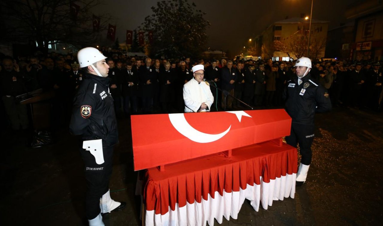  Şehit polis memuru Furkan Bor Bingöl’de son yolculuğuna uğurlandı