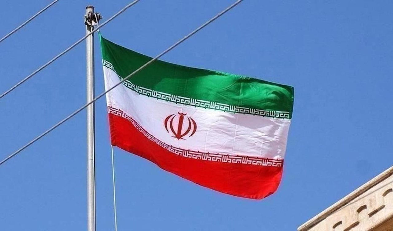  İran’da cumhurbaşkanı seçiminde adaylığını ilk açıklayan isim Pezeşkiyan oldu