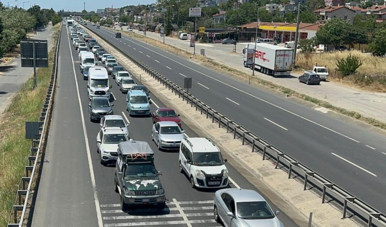  Tekirdağ’dan İstanbul’a uzun araç kuyrukları oluştu