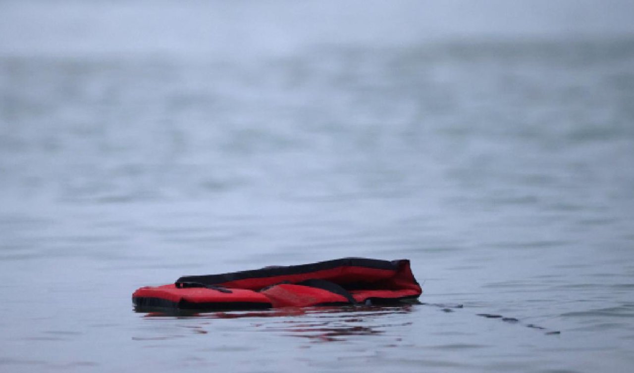 Manş Denizi’ni geçmeye çalışan 4 düzensiz göçmen hayatını kaybetti