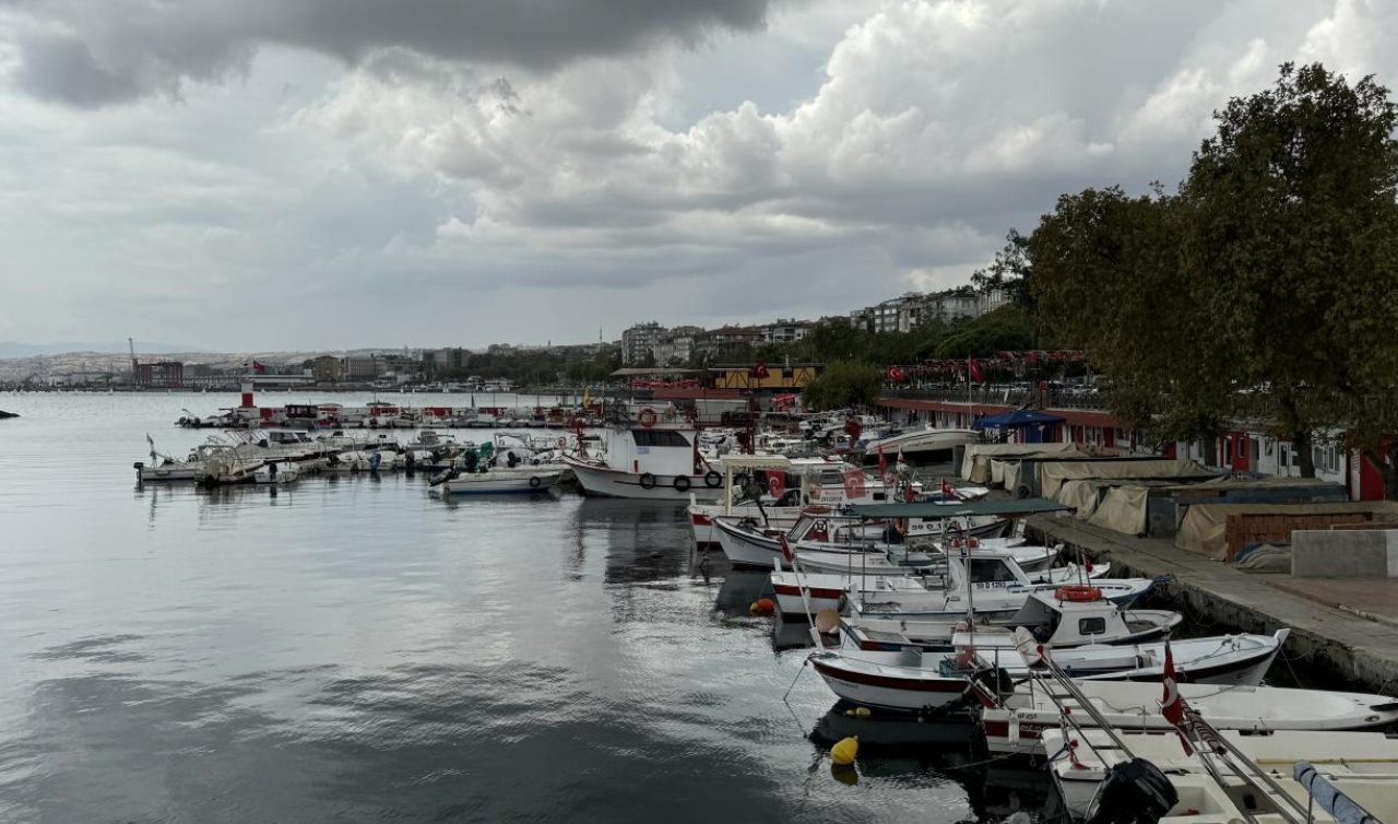   Tekirdağ’da fırtına nedeniyle balıkçılar limana eli boş döndü