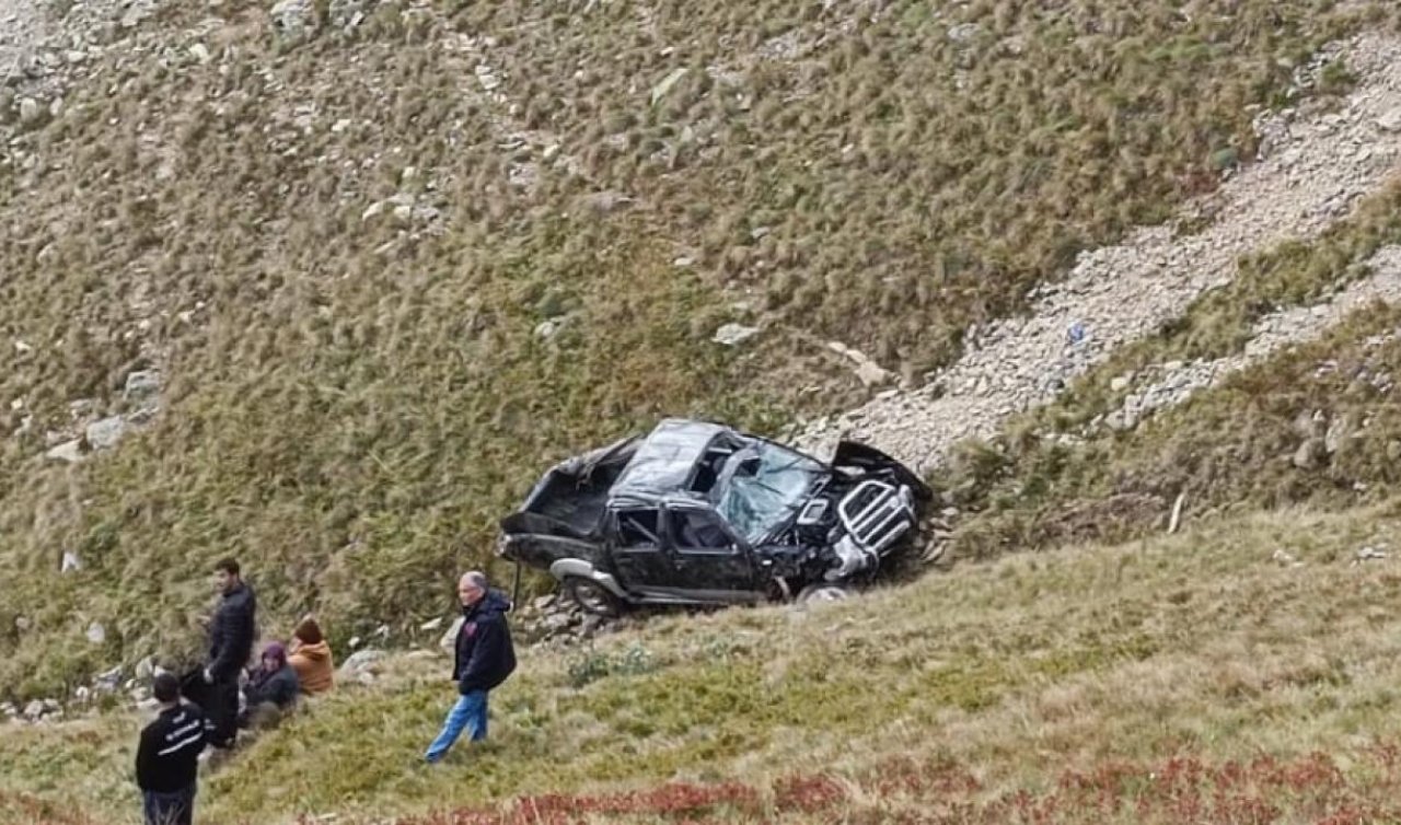 Feci kaza! Pikap uçuruma devrildi: 1 ölü