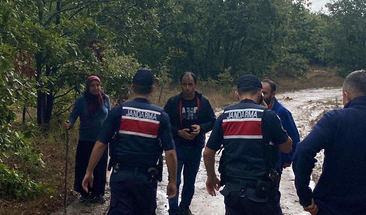  Mantar toplamaya gittikleri ormanda kaybolan çifti jandarma buldu