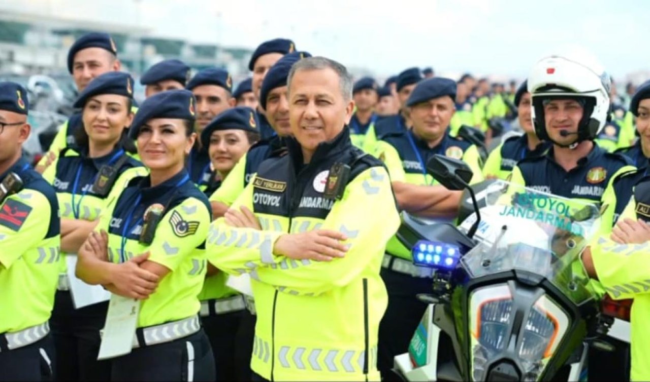  Bakan Yerlikaya hizmete alınan yeni motosikletlerle deneme turu attı