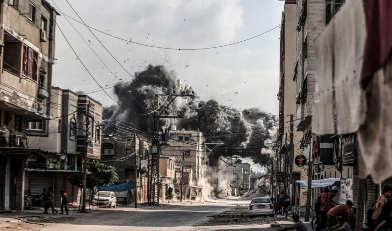 Gazze’nin kuzeyinde iletişimi kesen soykırımcı İsrail, bölgeye yoğun bombardıman düzenliyor