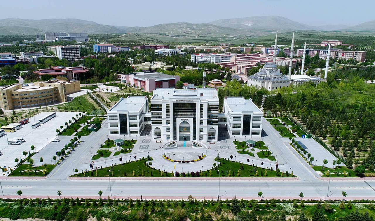 Selçuk Üniversitesi eğitimde kaliteyi YÖKAK akreditasyonuyla taçlandırdı