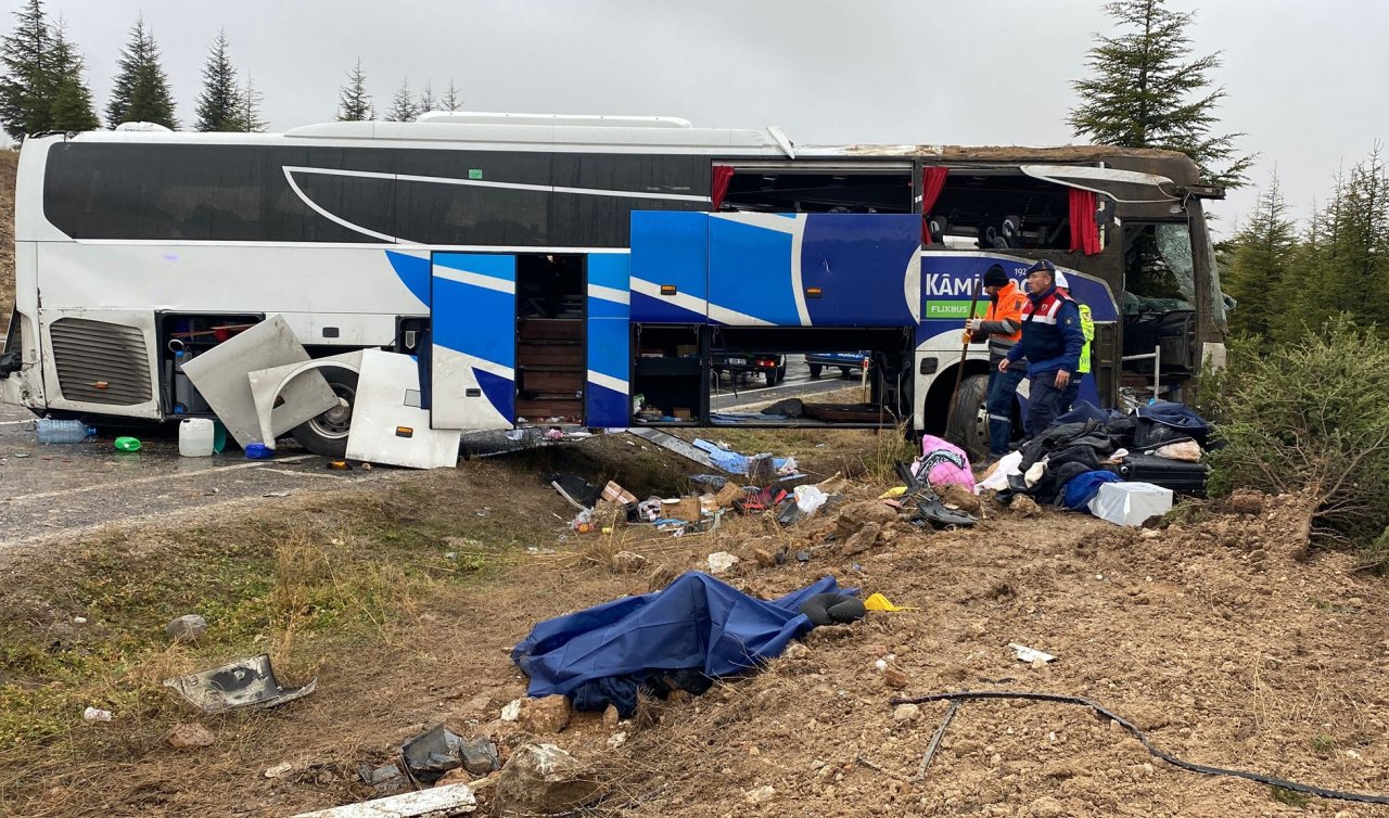 Yolcu otobüsü takla attı; 1 ölü çok sayıda yaralı var