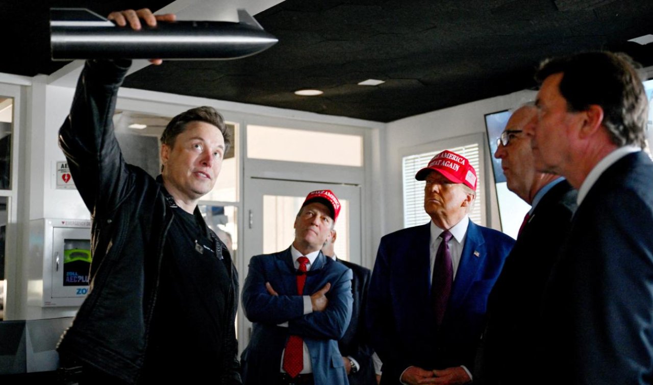 Trump SpaceX’e ait Starship roketinin fırlatılmasını Musk’la izledi