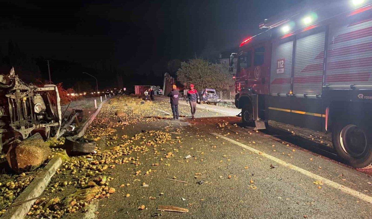 İzmir’de zincirleme trafik kazası; 2 ölü 7 yaralı