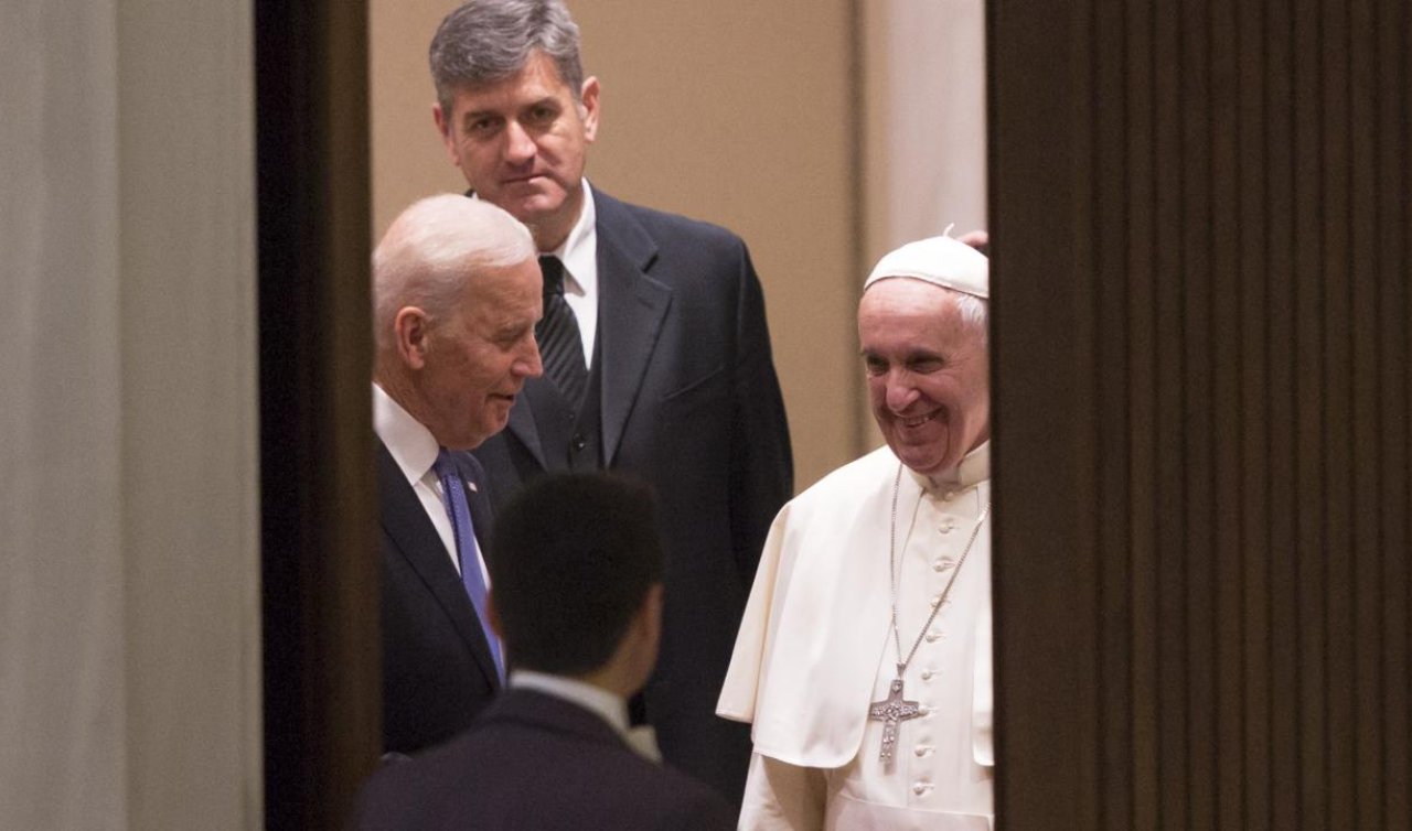 Biden Papa Franciscus ile görüşecek