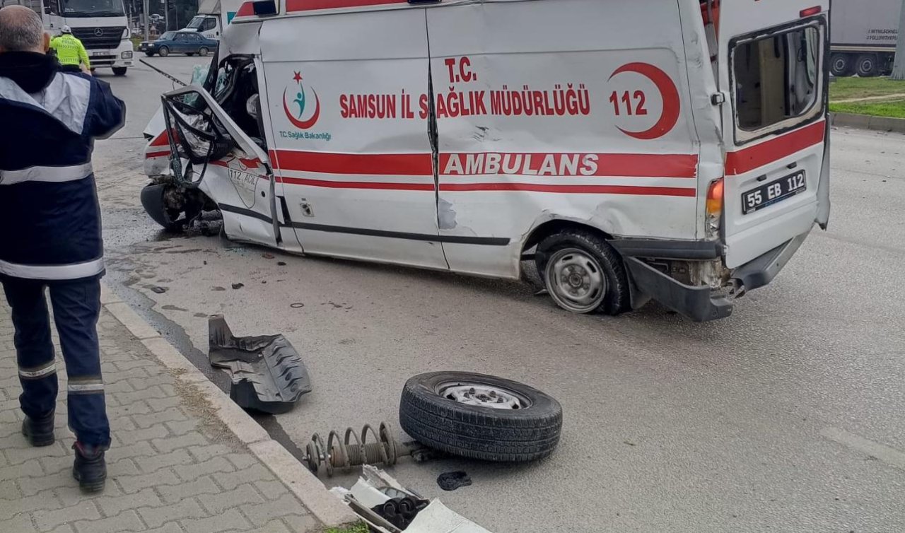 TIR ile ambulans çarpıştı; 1 yaralı