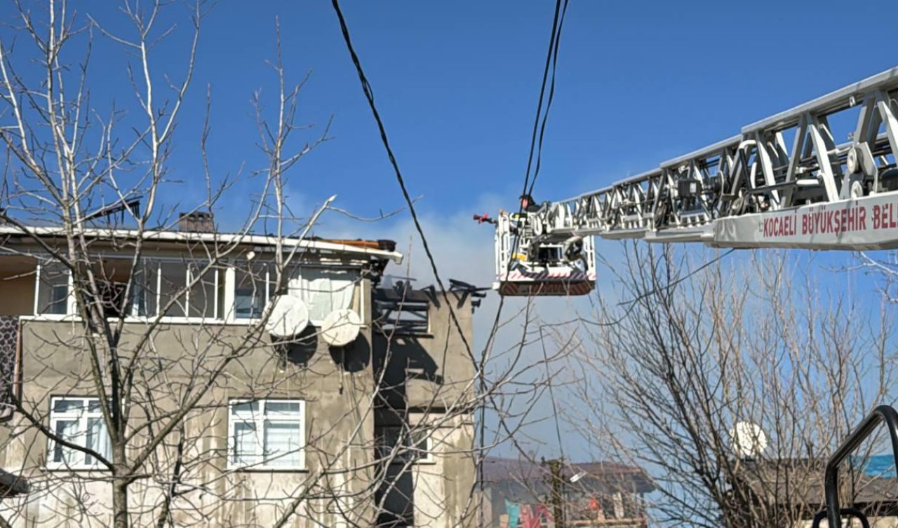 Apartman yangını: Mahsur kalan 3 çocuk kurtarıldı