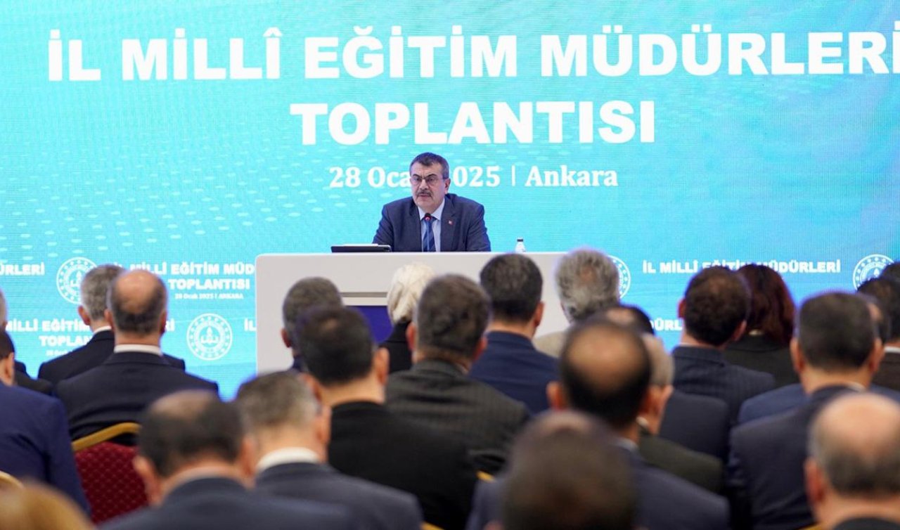 Bakan Tekin 81 ilin milli eğitim müdürleriyle bir araya geldi