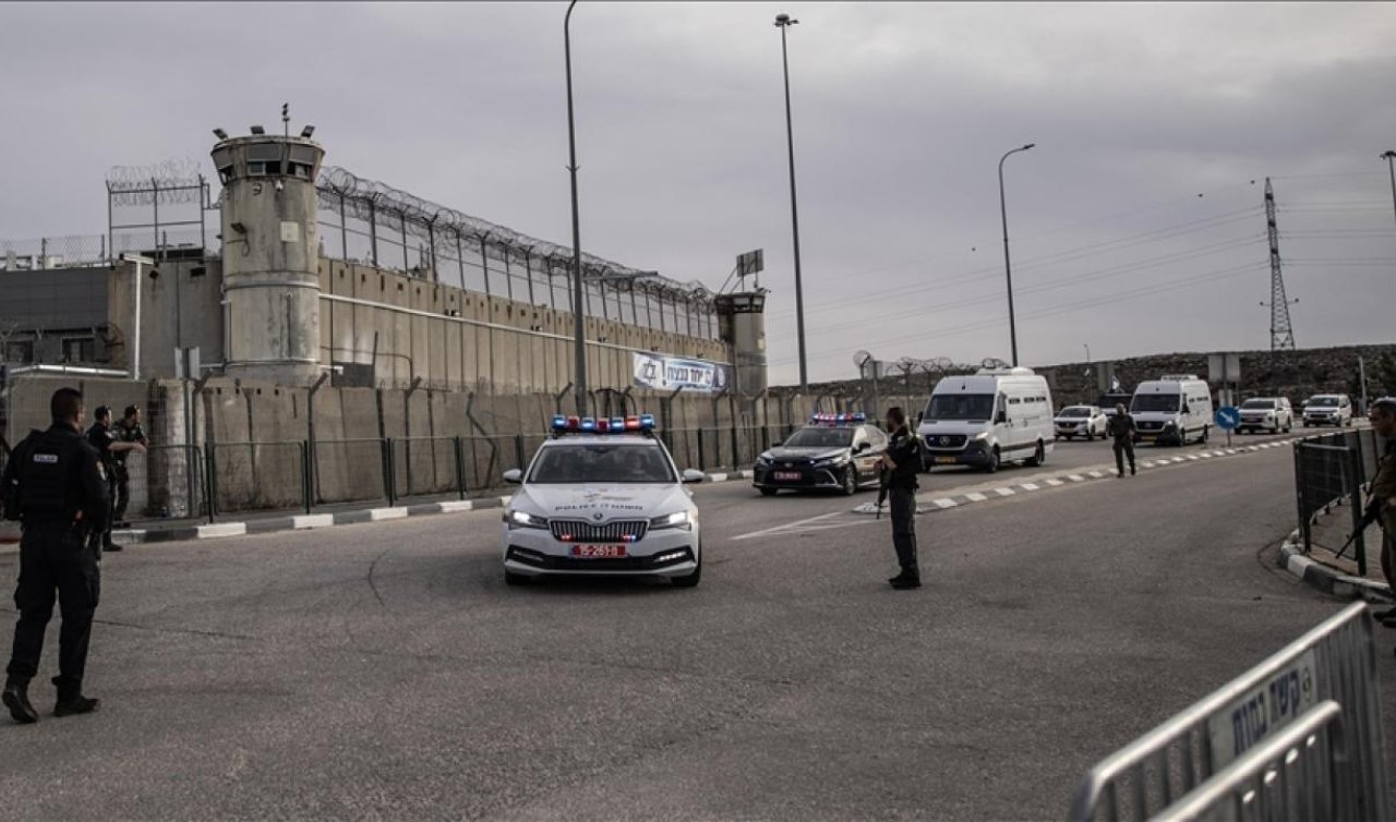 İsrail hapishanesinde 20 yıl kalan Filistinli Cear esir takasıyla özgürlüğüne kavuştu