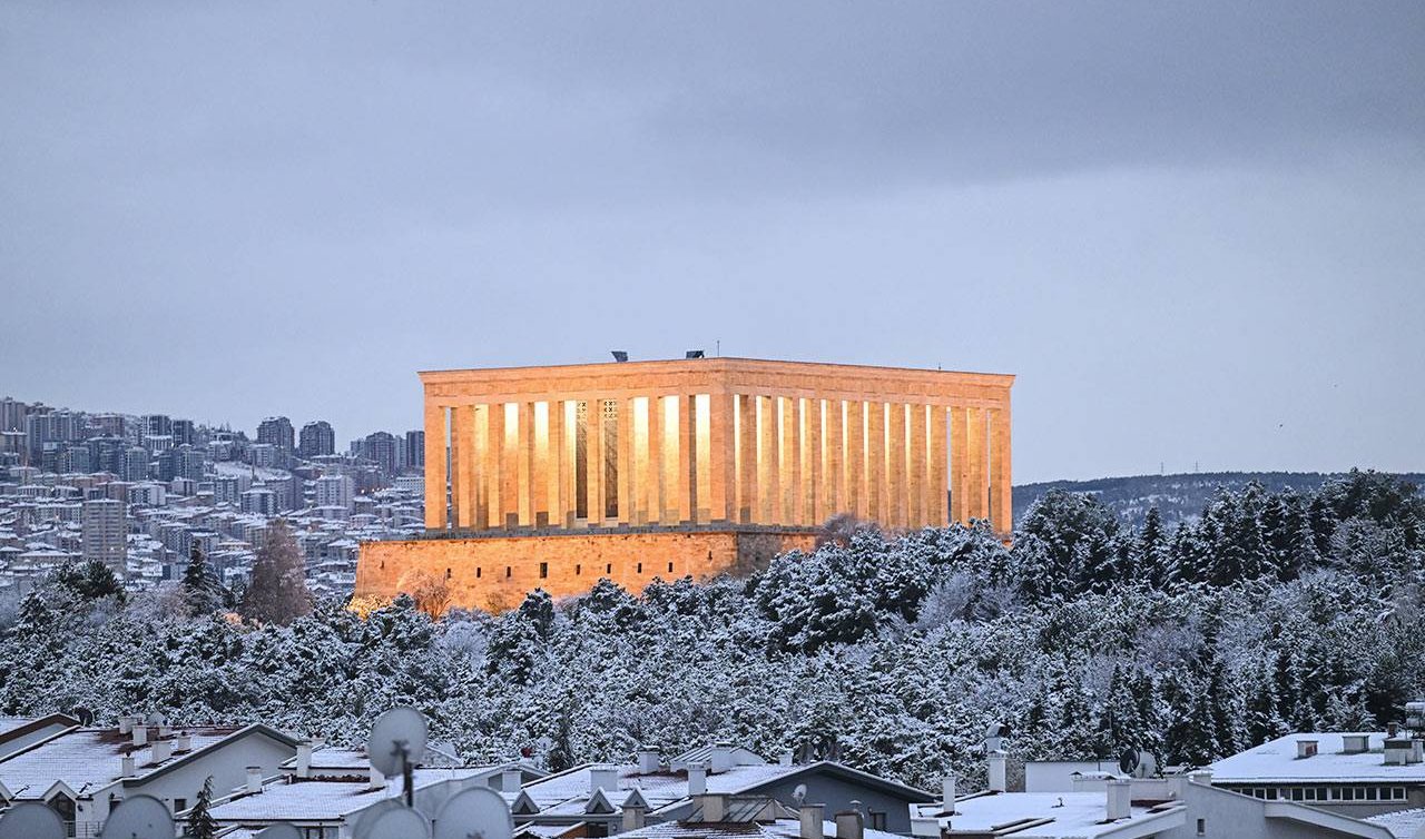 Ankara’da yarın okullar tatil mi? 10 Şubat 2025 Pazartesi Ankara’da kar tatili var mı, yok mu? Valilik açıklama yaptı mı?