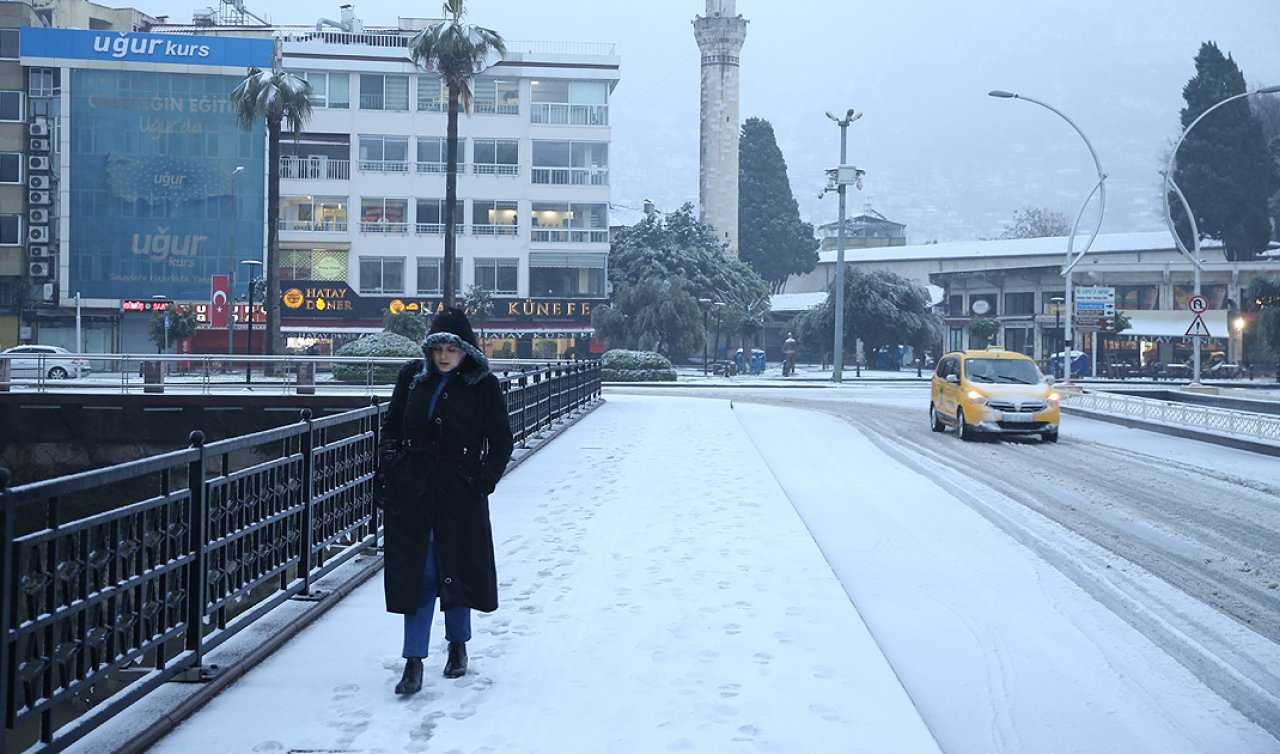 Hatay’da yarın okullar tatil mi? 10 Şubat 2025 Pazartesi Hatay’da kar tatili var mı, yok mu? Valilik açıklama yaptı mı?