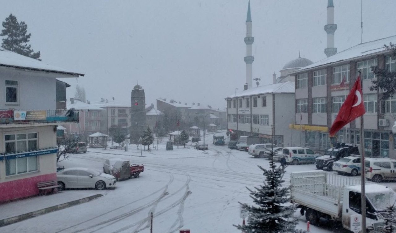 Tokat’ta yarın okullar tatil mi? Tokat’ta 19 Şubat (Yarın) okullarda kar tatili var mı, ders işlenecek mi? Valilik açıklama yaptı mı?	