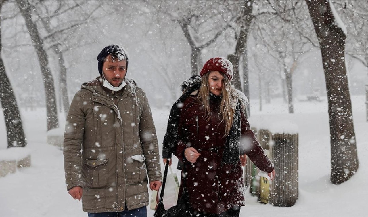 Bitlis’te yarın okullar tatil mi? 21 Şubat 2025 Cuma günü Bitlis’te kar tatili var mı, yok mu, ders işlenecek mi? Valilik açıklama yaptı mı?	