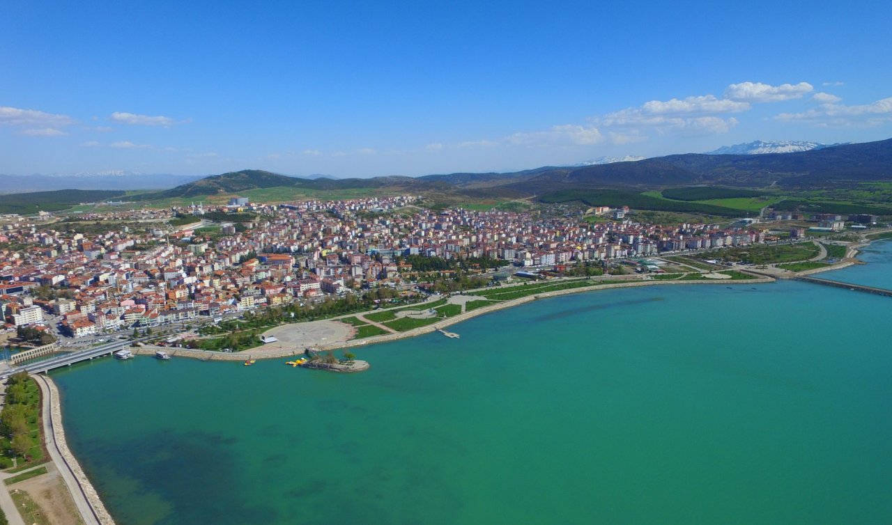 Başkan Bayındır’dan vatandaşlara “duyarlı olun’’ çağrısı! Beyşehir’de ekipler sahada  