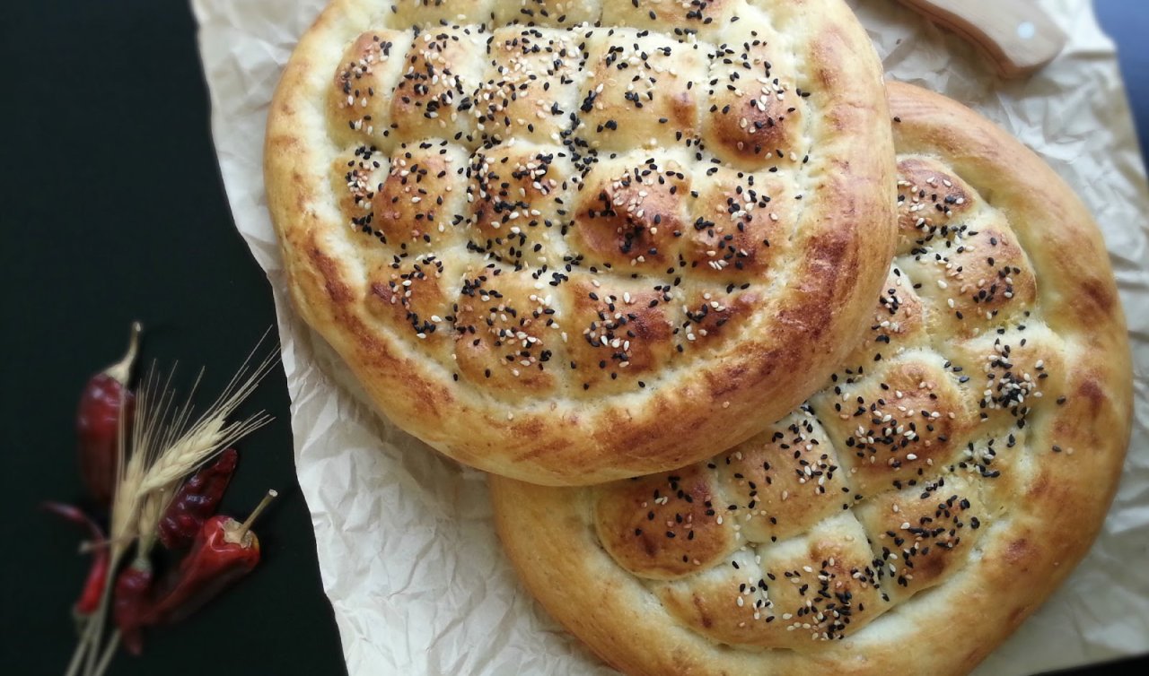 Ramazan Pidesi Fiyatları Zirvede! İşte Evde 10 TL’ye Mis Gibi Pide Yapmanın Sırları