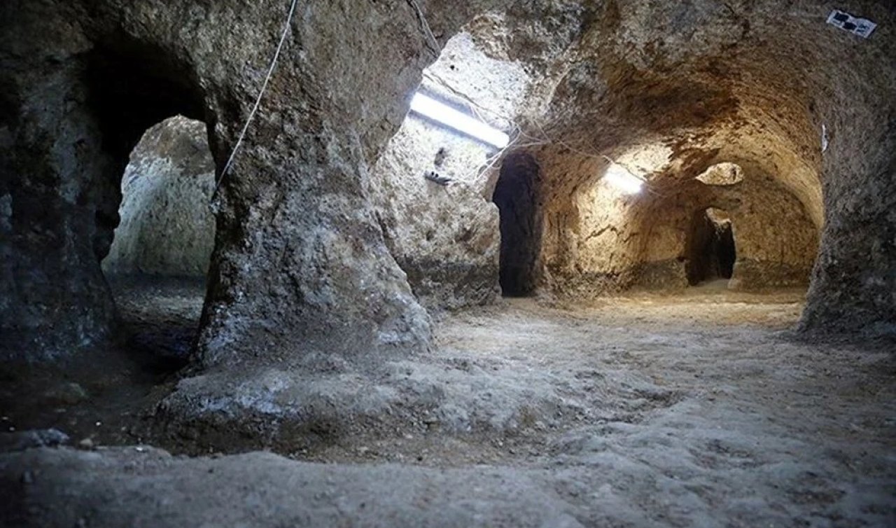 Konya’da Yeni Bir Yer Altı Şehri Keşfedildi: Tarihe Işık Tutan Gizemli Tüneller Ortaya Çıkarıldı