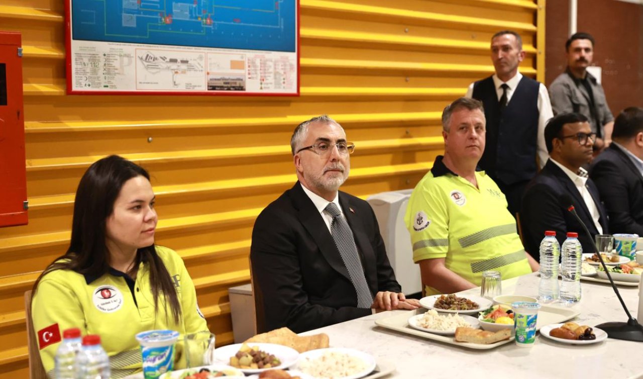 Bakan Işıkhan liman işçileriyle iftarda buluştu