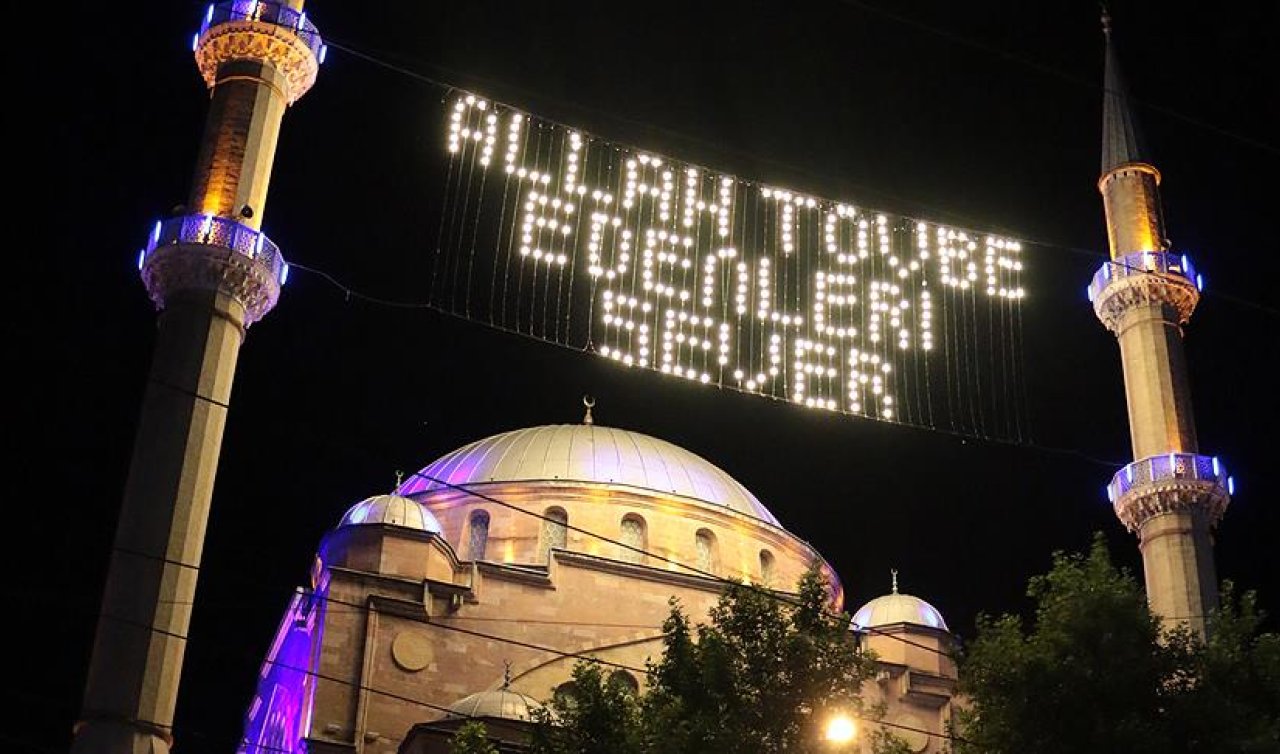  Diyanet takvimi ile belli oldu! Kadir Gecesi ne zaman, ayın kaçında, hangi gün? Kadir gecesi önemi